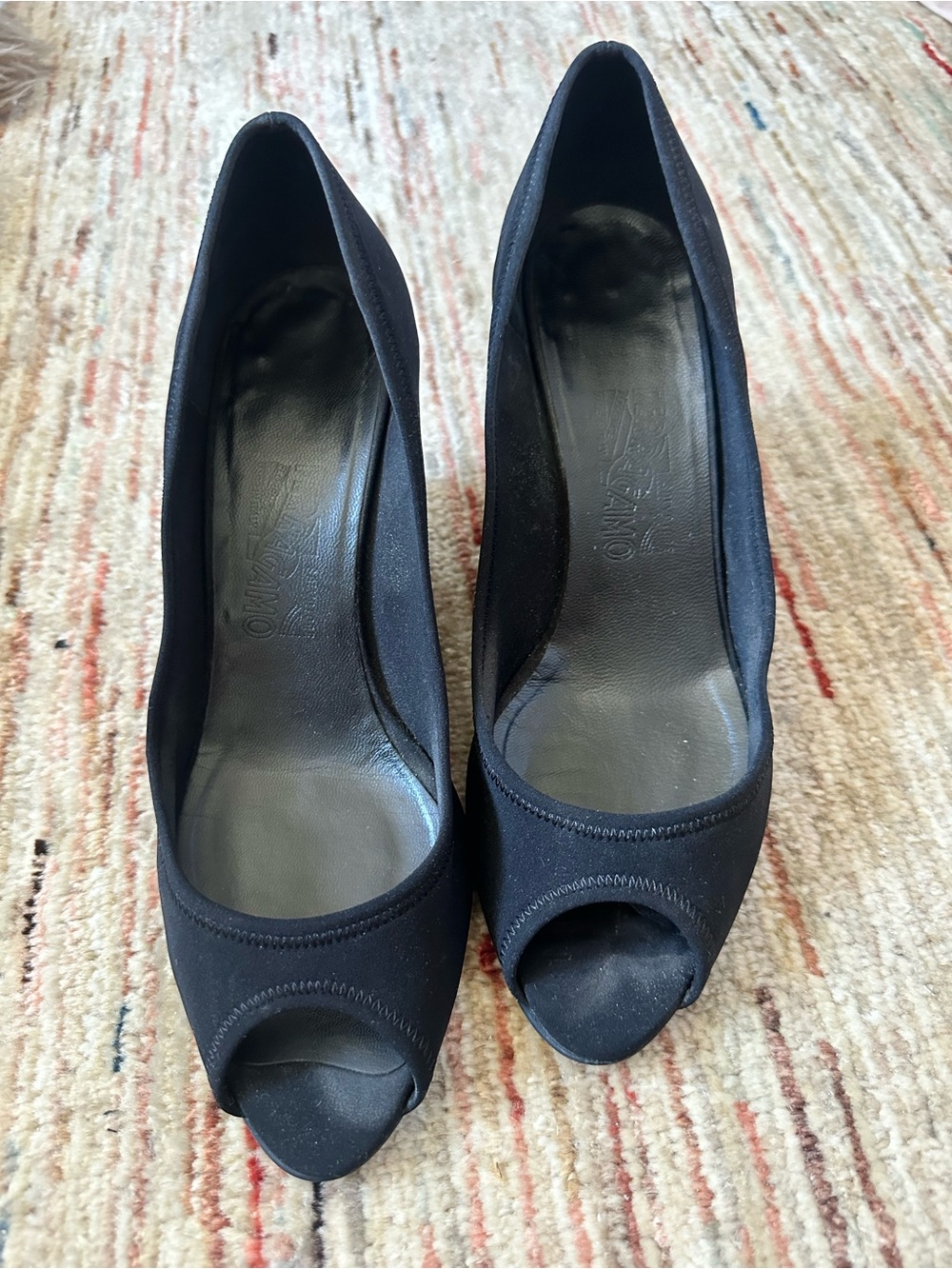 Ferragamo Women’s Black Fabric Wedge Pumps Heels Open Peep Toe Sz US 8 B
